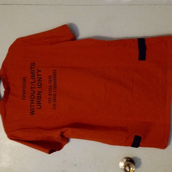 Men's Urban Behavior ® Crew NeckTee, with Lettering - Picture 4 of 8